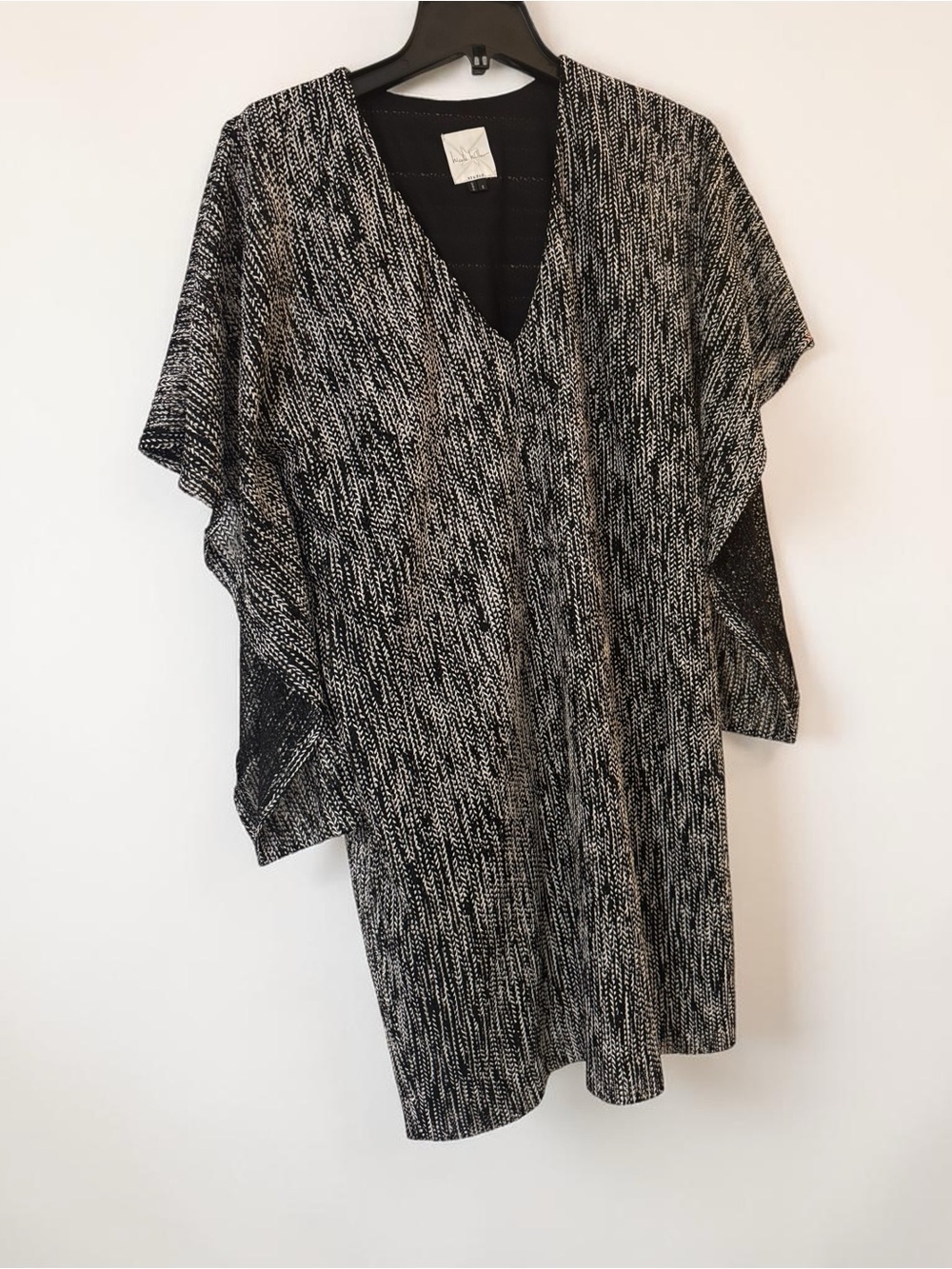 Nicole Miller Black & White Marled Asymmetrical V-Neck Dress